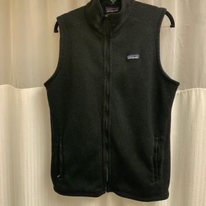 Black Patagonia zip up vest. Size XL EUC